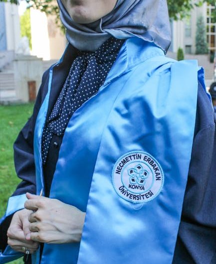 Купить диплом экономиста в Сухиничах